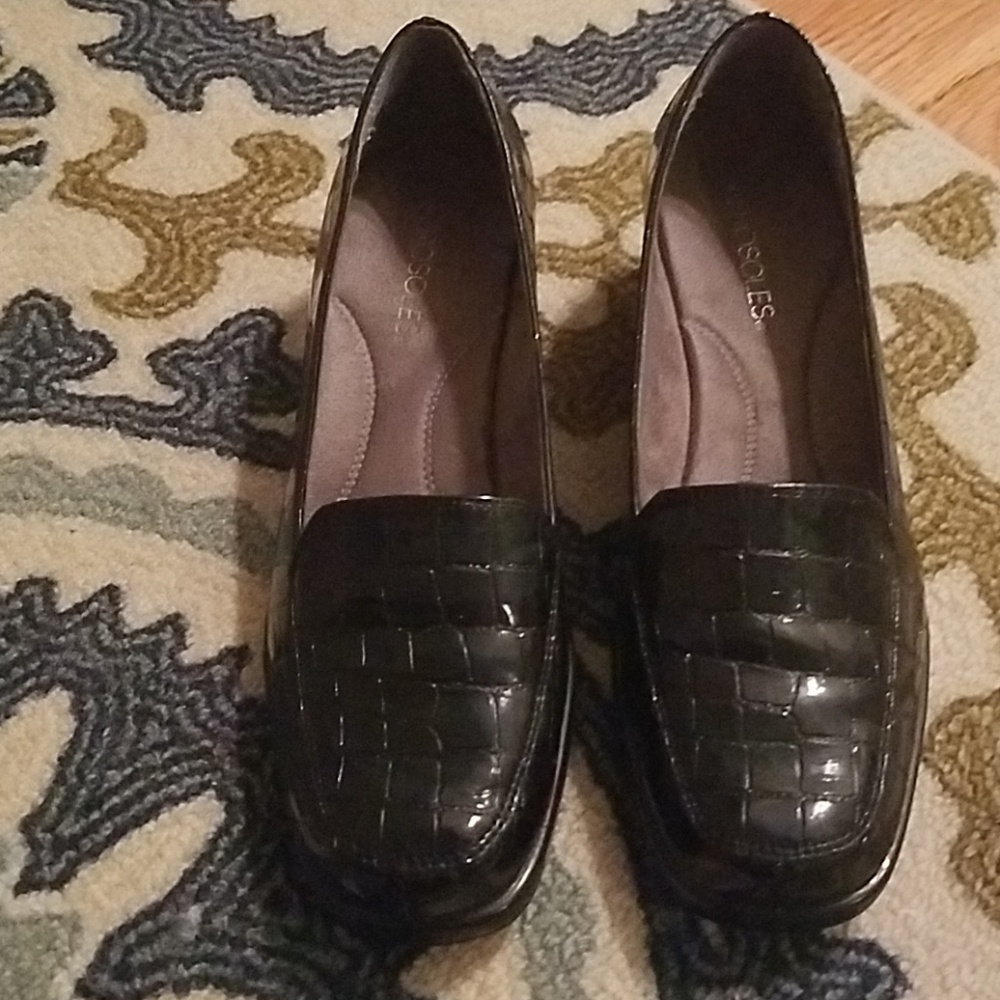 Aerosoles Patent Dress Shoe